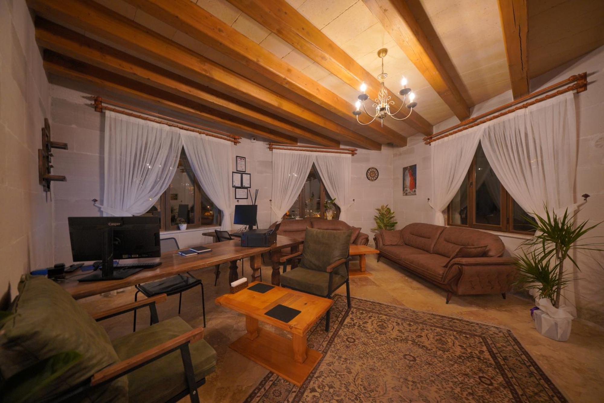 Cappadocia Secret Hill Cave Suites เกอเรเม ภายนอก รูปภาพ