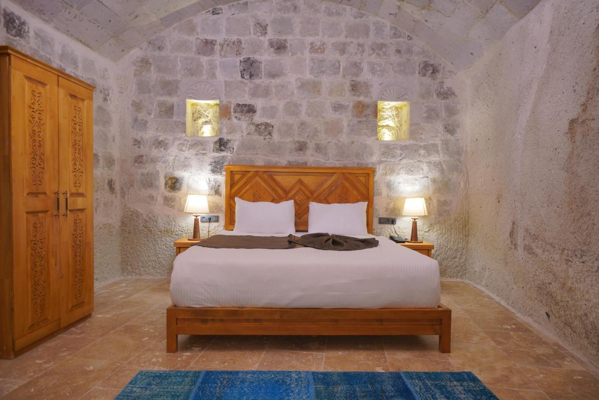Cappadocia Secret Hill Cave Suites เกอเรเม ภายนอก รูปภาพ